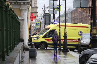 В Петербурге госпитализировали ребенка с ожогами от кипятка