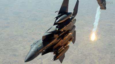 Саудовская коалиция атакует хуситов с воздуха