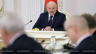 Лукашенко рассказал, что поможет белорусам прийти к счастью и процветанию