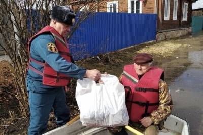 Спасатели следят за уровнем воды в поселениях Тверской области