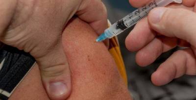 Вакцинация украинцев: в двух областях за сутки не сделали ни одной прививки
