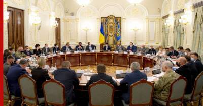 Украина ввела санкции против "топ-10 контрабандистов"
