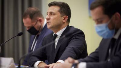 Депутат Рады осудил внезапную поездку Зеленского за счет государства