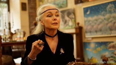От коронавируса умерла известная украинская художница Виктория Ковальчук