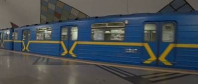 В Киеве подростки устроили скандал в метро