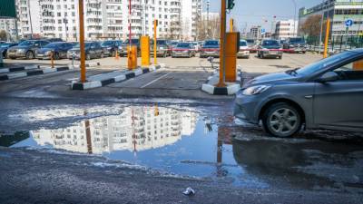 В Москве изменилась стоимость парковки почти на 200 улицах