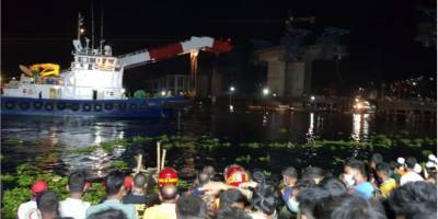 В Бангладеш затонул паром с 48 пассажирам — видео