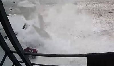 Прокуратура проверит ЧП с ребенком в ЯНАО, на которого с крыши упала глыба льда и снега