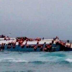 В Бангладеш паром столкнулся с грузовым судном: пять человек погибли