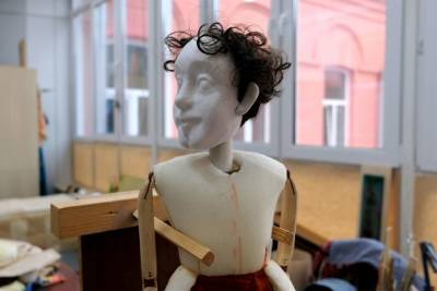 В Астрахани театр кукол готовит новый спектакль «Королева – золотые пятки»