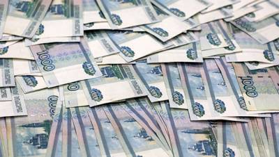 Россияне просрочили кредиты почти на 1 трлн рублей