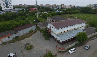 В Тюмени на аукционе продадут крупный комплекс с участком на улице Одесской