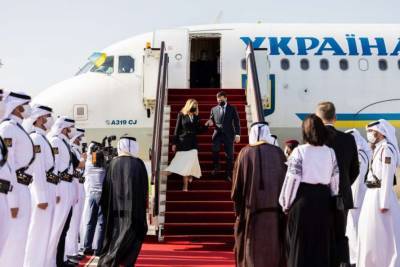 Зеленский назвал причину визита в Катар