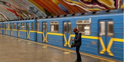 «Ситуация абсолютно спокойная»: в метро Киева прокомментировали первый день локдауна