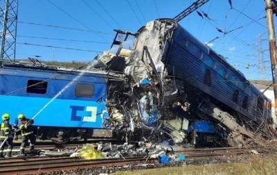 В Чехии столкнулись два товарных поезда, есть погибший