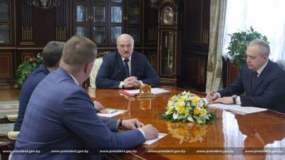 Кому еще сегодня Лукашенко «выписал путевку в жизнь»