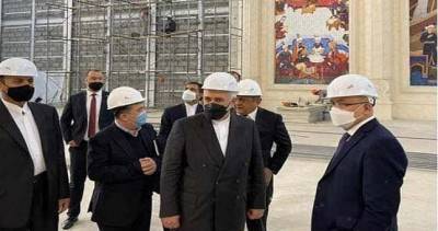 Зариф посетил Центр исламской цивилизации в Ташкенте