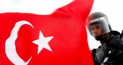 "Позорный день для Турции": оппозиция осудила задержание отставных адмиралов