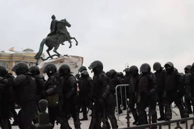 В Петербурге журналистку оштрафовали за работу на митинге в поддержку Навального