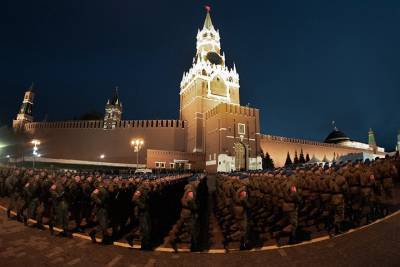 Стали известны даты ночных репетиций парада Победы в Москве