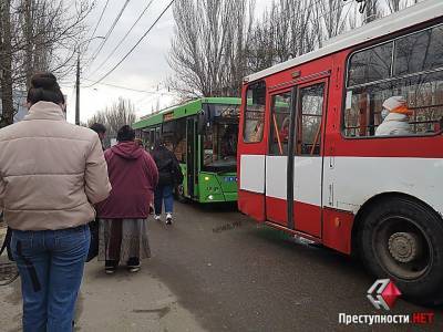 Локдаун вызвал транспортный коллапс в Николаеве