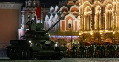 Стало известно, когда в Москве пройдут ночные репетиции парада Победы