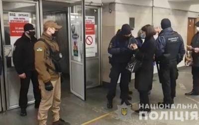 В Киеве полицейские проверяют соблюдение карантина