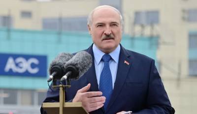 «Дальше хуже будет»: Лукашенко заявил об информационной войне в Беларуси