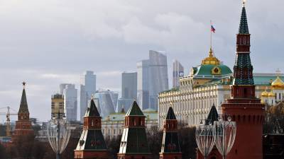 «Не представляет угрозу ни для одной страны»: в Кремле прокомментировали «военную активность» России вблизи Украины
