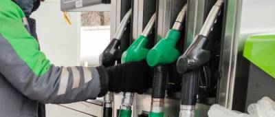 Ціни на бензин на АЗС різко знизилися: скільки коштує паливо