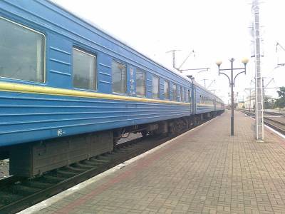 Поезд "Лисичанск-Ужгород" насмерть сбил мужчину