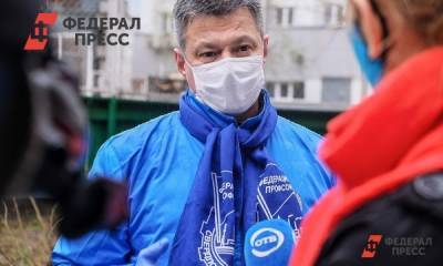 Депутат Госдумы запретил материть мебель, технику и коллег
