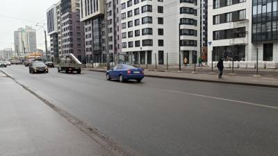 Машина въехала в остановку общественного транспорта в Москве