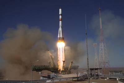Запуск пилотируемого корабля «Союз МС-18» покажут на 15 медиафасадах в Москве