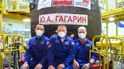 Запуск "Союза" с кораблем "Ю. А. Гагарин" будут транслировать на 15 медиафасадах Москвы