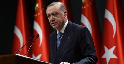 Эрдоган призвал военных не вмешиваться в политику