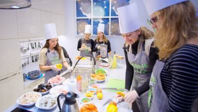 Кухонный монитор: пандемия подкинула проблем кулинарным школам