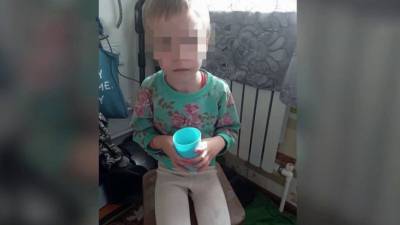 «Просто была обузой»: мать и отчим истязали 8-летнюю девочку