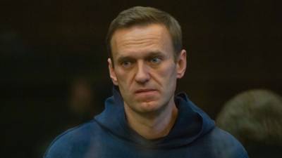 Навального из-за признаков простуды перевели в медсанчасть колонии