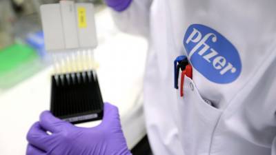 Научпоп. Немец получил прививку Pfizer и стал суперраспространителем COVID-19