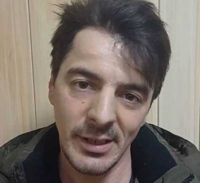Известного своими нелепыми выступлениями участника "Х-фактор" задержали в метро Киева с липовым удостоверением