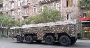 Аналитики в Баку и Ереване поспорили об использовании "Искандеров" в карабахском конфликте