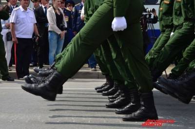 Хабаровские военные начали подготовку к 9 мая