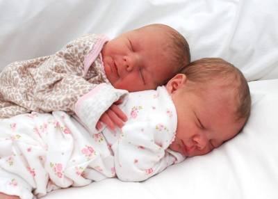 В марте в Смоленске родилось 6 двоен