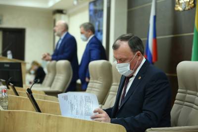 Мэр Екатеринбурга подписал план открытости. Он будет давать две пресс-конференции в год