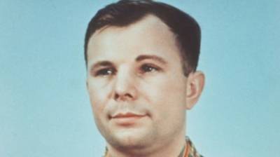 Ракету с портретом Гагарина установили на космодроме Байконур