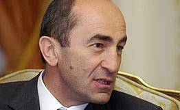 Экс-президент Армении назвал соглашение по Карабаху "несправедливым миром, который не может быть вечным"