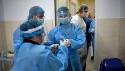 В Украине от коронавируса привиты 300 тысяч человек