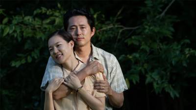 Драма о проблемах корейских иммигрантов и новая адаптация «Мортал Комбат»: главные кинопремьеры недели