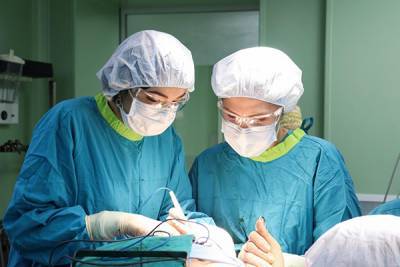 Свердловские врачи удалили из ноги пациента 5-килограммовую опухоль
